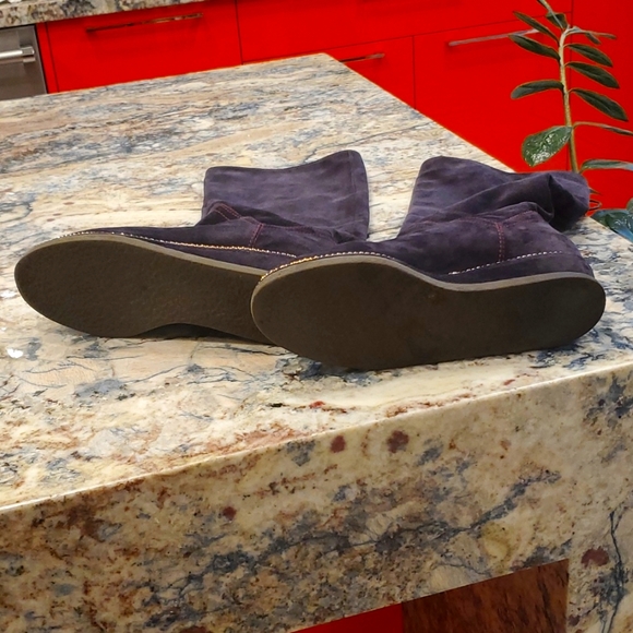 CHANEL Black Suede Boots - Picture 5 of 5